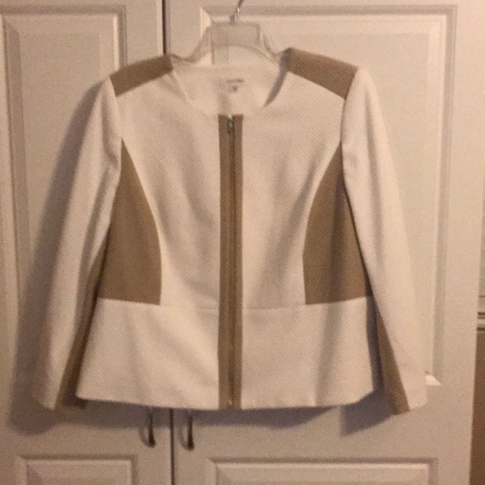 Women’s blazer white and beige